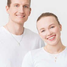 Lataa kuva Galleria-katseluun, onni risti hopeinen lumoava rippiristi