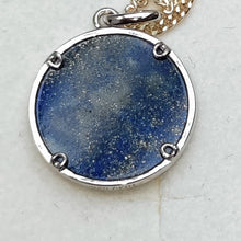 Lataa kuva Galleria-katseluun, Kaulakoru, lapislatsuli, hopea 45 cm