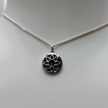 Lataa kuva Galleria-katseluun, Kaulakoru, lapislatsuli, hopea 45 cm