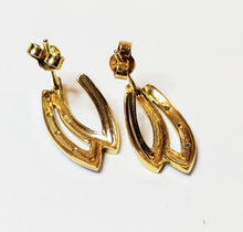 Lataa kuva Galleria-katseluun, Timantti korvakorut 0,03ct, keltakulta/valkokulta