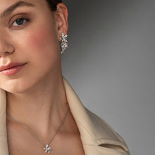 Lataa kuva Galleria-katseluun, Liza korvakorut, Hopeaa, Lumoava