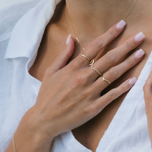 Lataa kuva Galleria-katseluun, Kohinoor Deco kultasormus 013-675