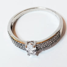 Lataa kuva Galleria-katseluun, Zirkonisormus , hopea