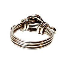 Load image into Gallery viewer, DIY sormus hopealangasta 17, second hand hopeasormus koristeellinen käytetyt käsintehdyt korut