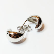Load image into Gallery viewer, Drop earrings, silver