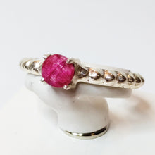 Load image into Gallery viewer, Silver ring with genuine ruby 18.5