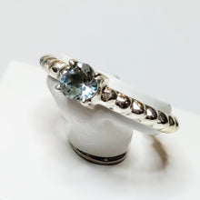 Load image into Gallery viewer, Silver ring with genuine topaz 18