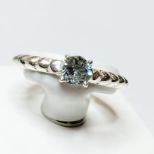 Load image into Gallery viewer, Silver ring with genuine topaz 18