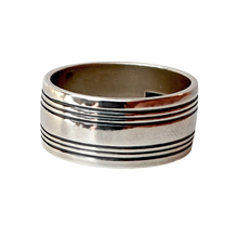 Load image into Gallery viewer, Kalevala Virta sormus 16,5, hopea