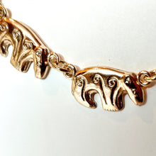 Lataa kuva Galleria-katseluun, Kalevala Kalevankarhu kaulakääty, kiillotettu pronssi, second hand kaulakoru karhu