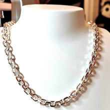 Load image into Gallery viewer, Hopeinen ankkuriketju 55cm /6mm, second hand