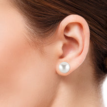 Load image into Gallery viewer, Freshwater pearl earrings 8mm, white