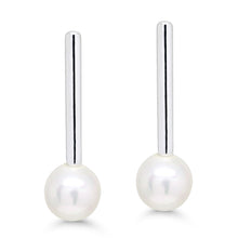 Load image into Gallery viewer, Earrings with pearl, silver