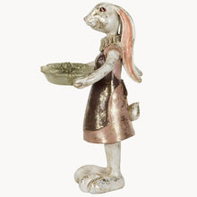 Lataa kuva Galleria-katseluun, Puputyttö ja vati, A lot decoration