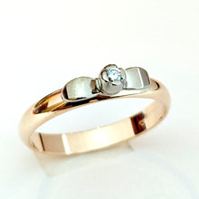 Load image into Gallery viewer, Kaksivärinen 14k timanttisormus 0,03ct v. -95 koko 17,5, second hand