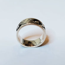 Load image into Gallery viewer, Silver ring 17, second hand