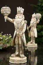 Load image into Gallery viewer, Kynttilänjalka, pähkinänsärkijä alotdecoration
