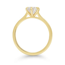 Lataa kuva Galleria-katseluun, Beat of Love – Created Diamonds CRESSIDA pyöreä solitaire keltakultaa 1.00ct G/VS yhden 1 karaatin timanttisormus 
