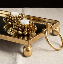 Lataa kuva Galleria-katseluun, Iso tarjotin peilillä, messinki, A Lot Decoration
