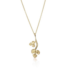 Lataa kuva Galleria-katseluun, Lumoava Kukinto kaulakoru, kullattu hopea
