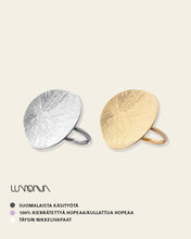 Lataa kuva Galleria-katseluun, Lumoava Lily sormus, kullattu hopea
