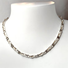 Load image into Gallery viewer, Lapponia kaulakoru hopea, second hand lapponia jewelry korut kalevala pidetty käytetyt design korut björn weckström
