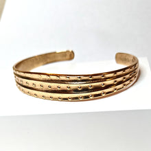 Lataa kuva Galleria-katseluun, Kalevala rannekoru-96, pronssi, second hand
