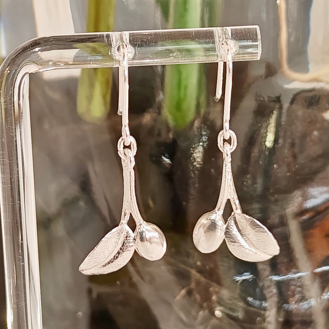 Lumoava Varpu korvakorut hopea, second hand