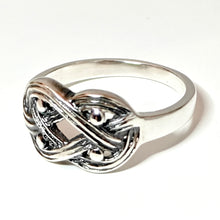 Lataa kuva Galleria-katseluun, Hopeinen sormus , 16, second hand
