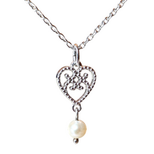 Lataa kuva Galleria-katseluun, Lumoava Helmi kaulakoru 42/45cm hopea, second hand
