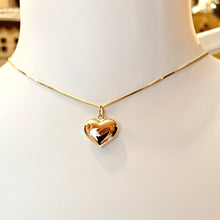 Load image into Gallery viewer, Kultainen sydän riipus 15mm, second hand
