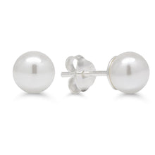 Lataa kuva Galleria-katseluun, Hopeakorvakorut synteettinen helmi 6mm
