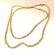 Lataa kuva Galleria-katseluun, Kultainen singapore-ketju 45cm / 2mm,  second hand

