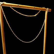 Lataa kuva Galleria-katseluun, Kultainen singapore-ketju 45cm / 2mm,  second hand

