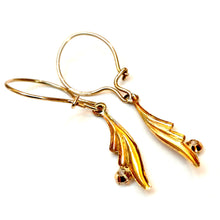 Lataa kuva Galleria-katseluun, Kultaiset korvakorut kirkkaalla kivellä, second hand
