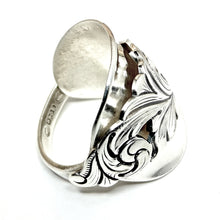 Lataa kuva Galleria-katseluun, Hopeasormus lusikasta, koko 20-, second hand
