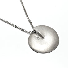 Load image into Gallery viewer, Finnfeeligs Lumme kaulakoru 42-47cm, hopea, second hand
