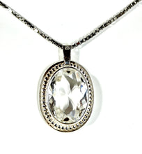 Load image into Gallery viewer, Kotimainen kiviriipus 13x10mm zirkonia, hopea
