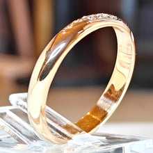 Lataa kuva Galleria-katseluun, Kotimainen 14k timanttisormus 0,015ct koko 17 v. 1995, second hand
