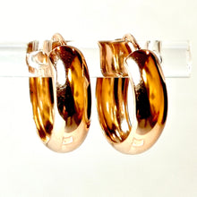 Lataa kuva Galleria-katseluun, Kotimaiset kultaiset korvarenkaat 5,5mm/ 16mm, second hand
