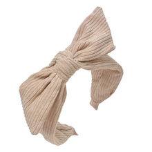 Load image into Gallery viewer, Rusetti hiuspanta beige, Clayre &amp; Eef

